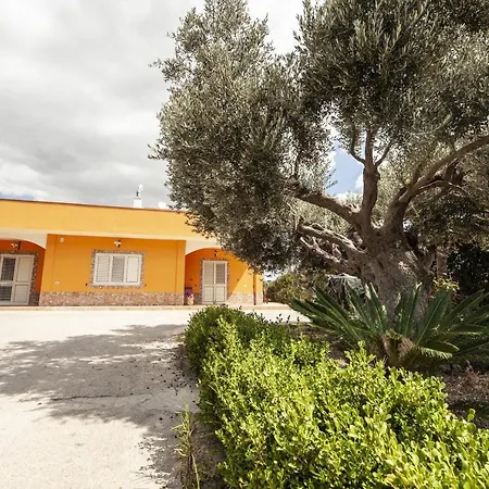 Eleonora Bed and Breakfast 4*