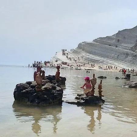 Eleonora Couette-café Realmonte