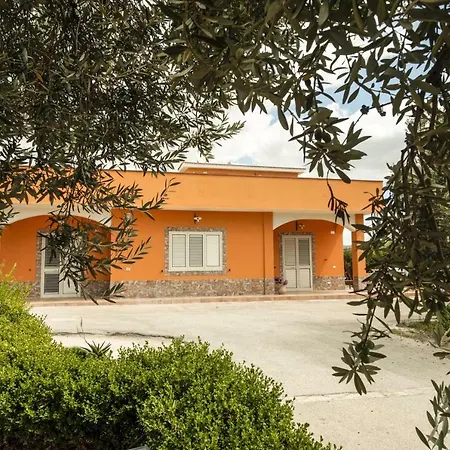 Eleonora 3*